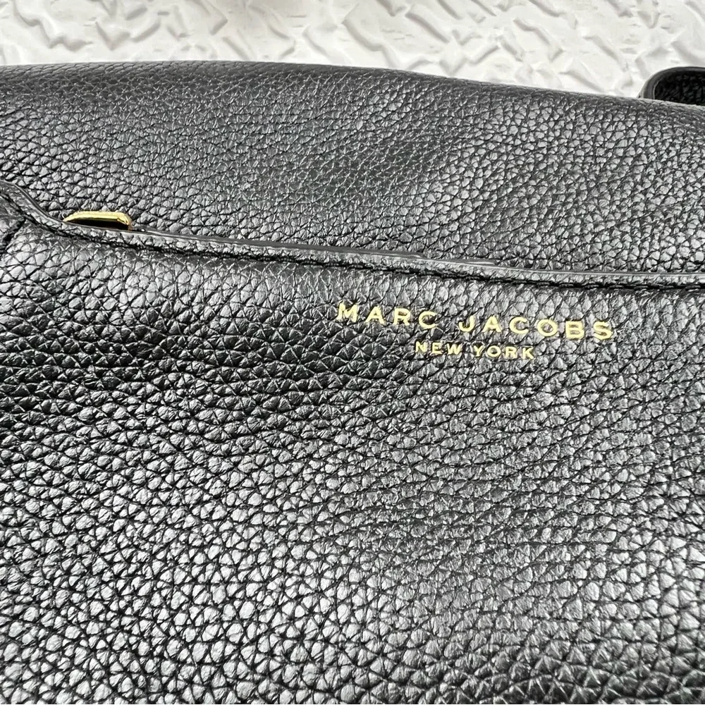 Marc Jacobs Empire City Messenger Leather Crossbody Bag Black